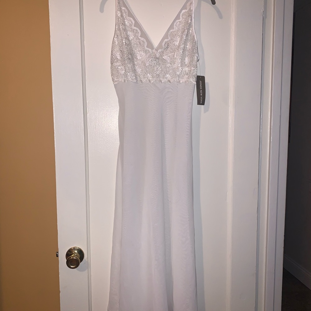 Nightgown and robe